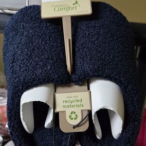 Womens Isotoner Black Slippers